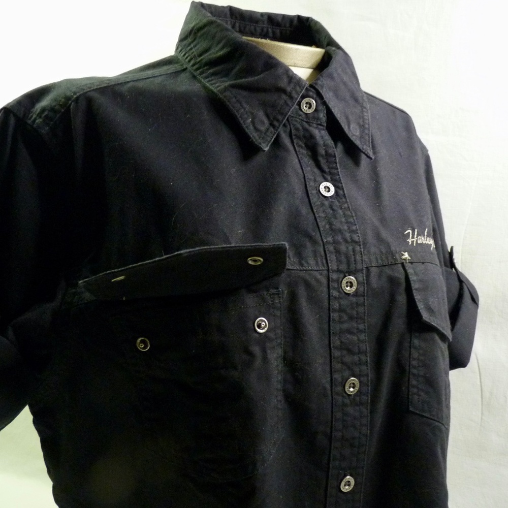 VINTAGE Genuine HARLEY-DAVIDSON Women’s L Black Button Down Shirt w/ Star Studs
